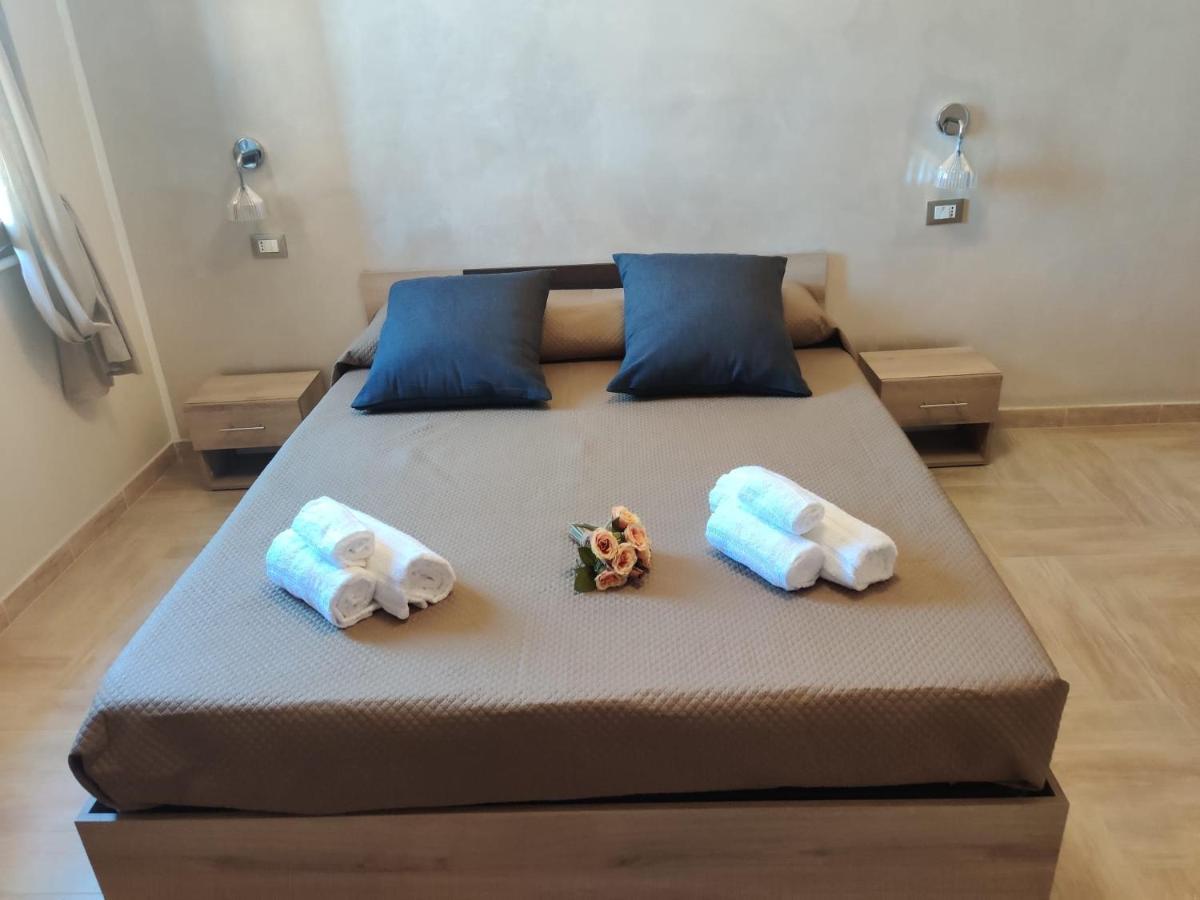 Raggi Di Sole Bed & Breakfast Кустоначи Екстериор снимка