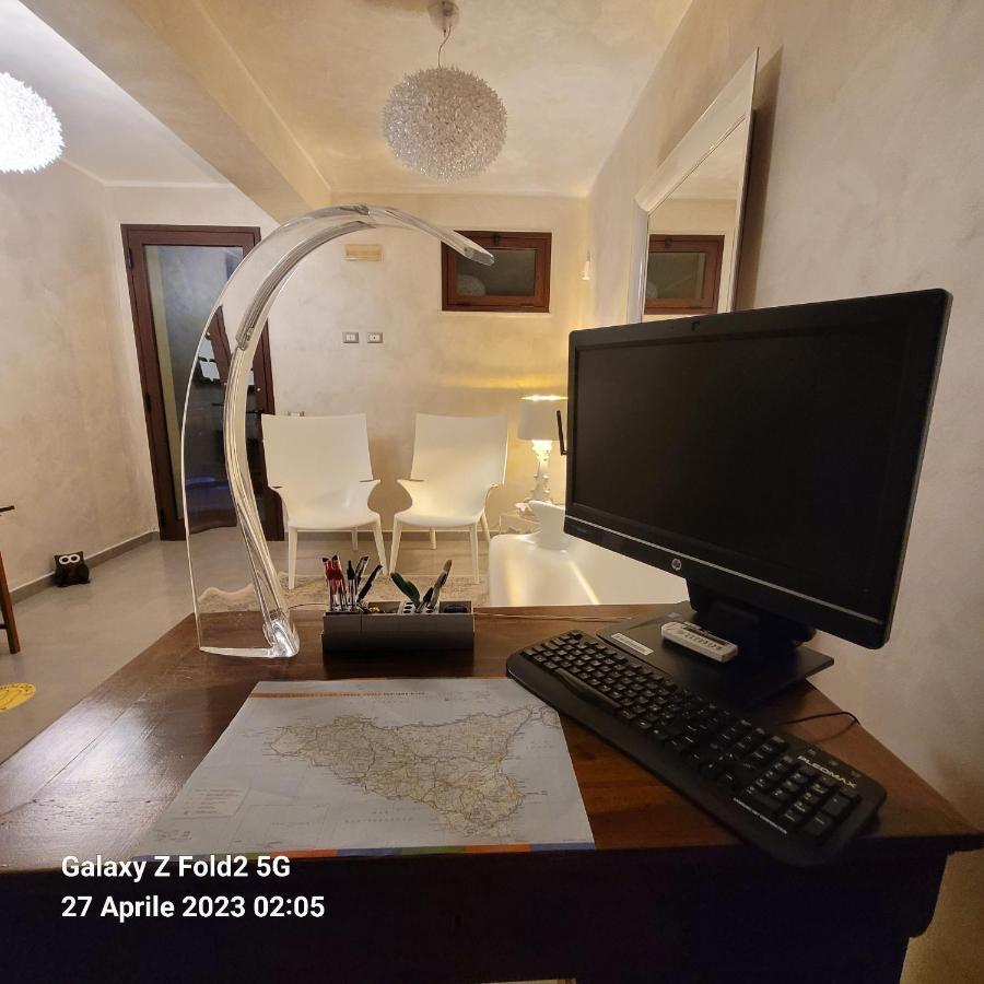 Raggi Di Sole Bed & Breakfast Кустоначи Екстериор снимка